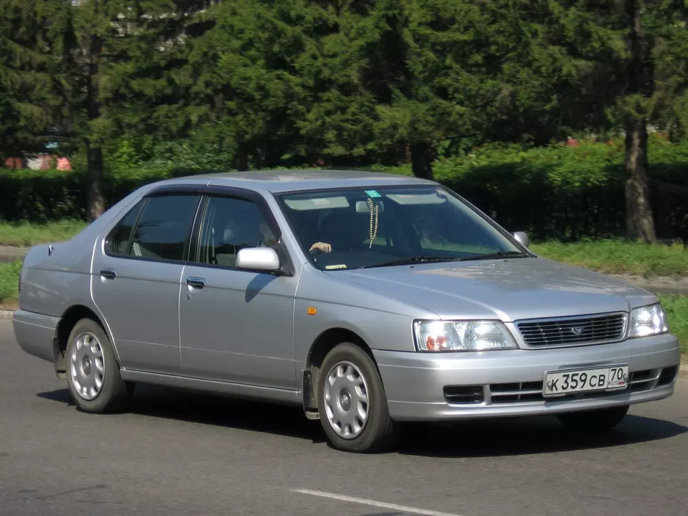 Nissan Bluebird repair manual