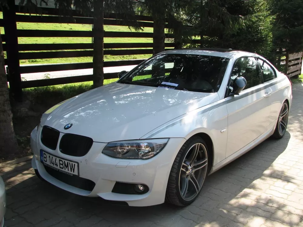 BMW 335 repair manual